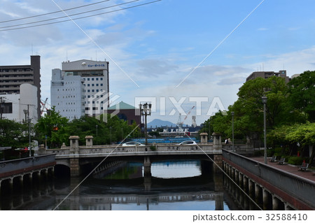 酒井市 32588410