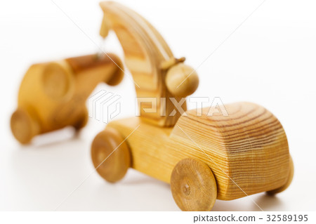 Road service breakdown car car wrecker movement wrecker car broken car 32589195