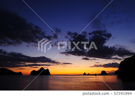 伊豆Otako海岸晚上風景 伊豆Otako海岸晚上風景 32591994