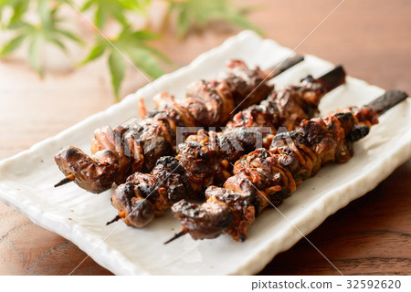 Eel-grilled liver Eel-grilled liver 32592620