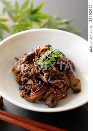 Eel-grilled liver 32592632