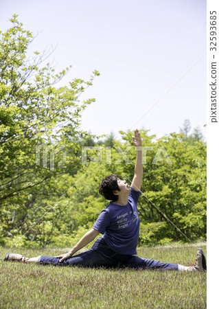 Senior women's flexible gymnastics Senior women's flexible gymnastics 32593685