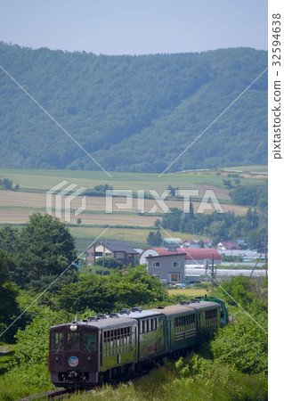 Norokko that runs Furano in early summer 32594638