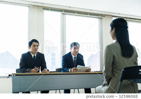 Interview 32596088