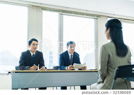 Interview 32596089