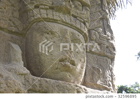 [危地馬拉的世界遺產]基里瓜考古公園 32596895