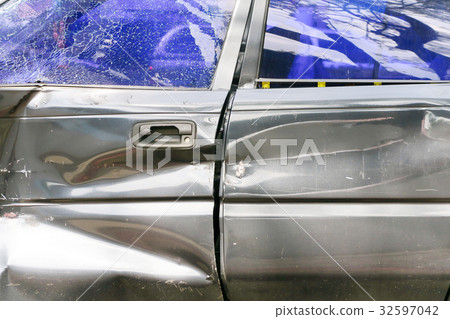 Car Crash background Car Crash background 32597042