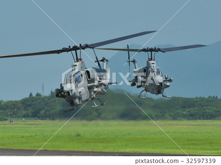 軍事機器 攻擊直升機 戰鬥直升機 32597339