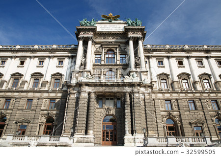 facade of Museum of Ethnology in Vienna 32599505