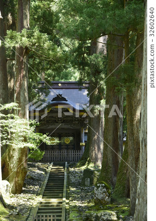 Eiheiji Temple Karamon and Osugi Eiheiji Temple Karamon and Osugi 32602640