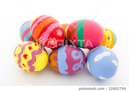 Easter egg over white background Easter egg over white background 32602740