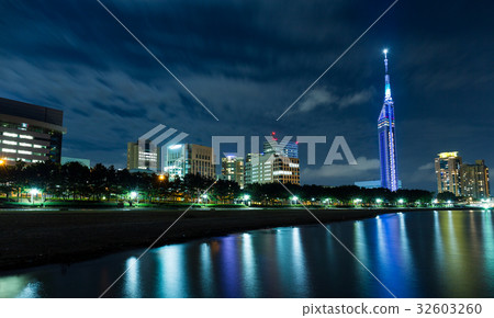 Fukuoka skyline 32603260