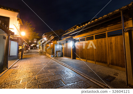 Traditional Japanese architecture in Kyoto Traditional Japanese architecture in Kyoto 32604121