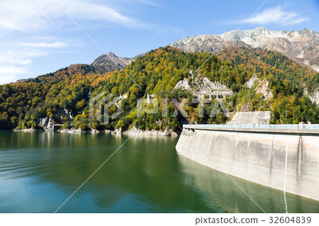 Japan Kurobe Dam 32604839