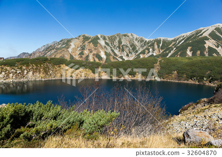 Mount Tate Mount Tate 32604870