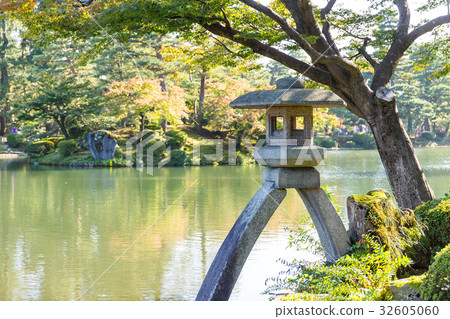 Kenrokuen garden in kanazawa of Japan 32605060