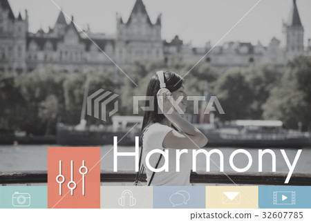 Music Equalizer Button Multimedia Icon 32607785