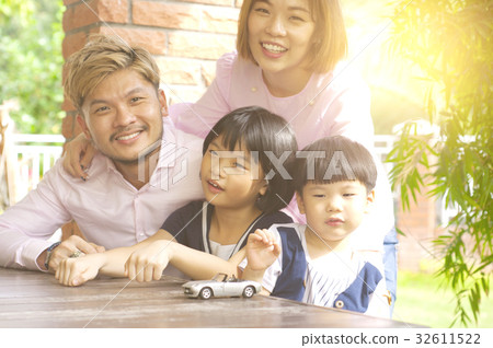 asian family asian family 32611522