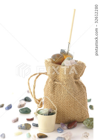 Natural stone, mining Natural stone, mining 32612280