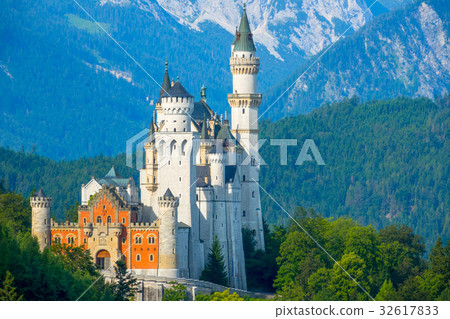 Neuschwanstein Castle in the Morning Mountains Neuschwanstein Castle in the Morning Mountains 32617833