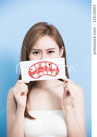 woman take tooth billboard woman take tooth billboard 32618005
