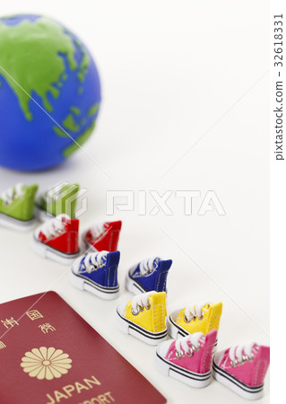 Travel tourist sightseeing trip Travel tourist sightseeing trip 32618331