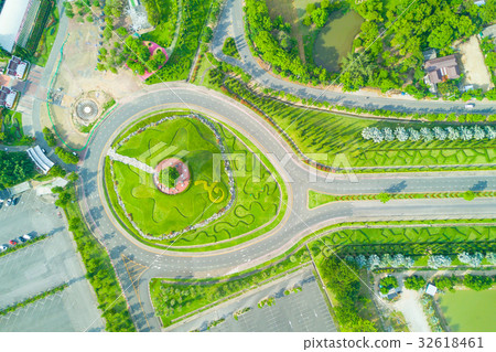 Aerial view of Royal Park Rajapruek roundabout  32618461