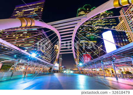 View Cityscape Modern building at sunset View Cityscape Modern building at sunset 32618479