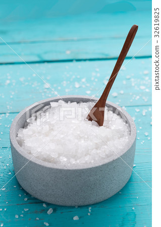 sea salt on wooden background sea salt on wooden background 32619825