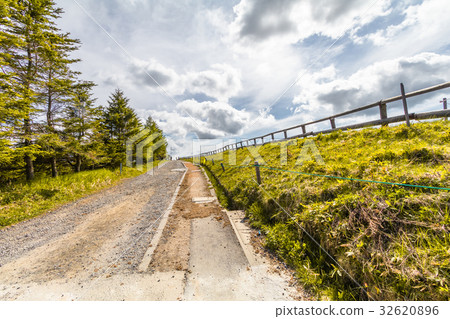 Beautiful landscape of Utsukushigahara ,Nagan Beautiful landscape of Utsukushigahara ,Nagan 32620896