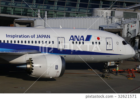 波音787裝載了ANA的新發動機 32621571