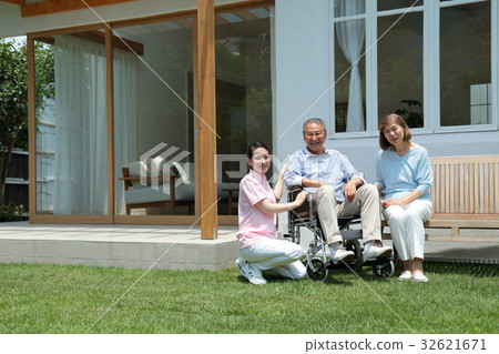 Care image visit nursing care 32621671