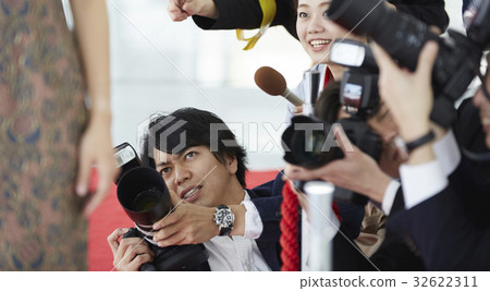 Photographers shooting press coverage 32622311