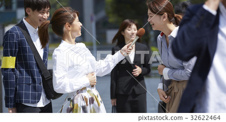 街頭採訪記者 32622464