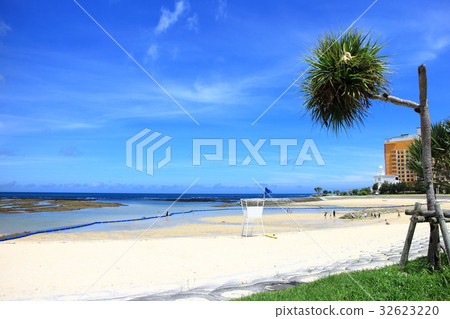 Chatan Sunset Beach 32623220