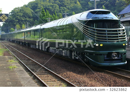 暮光之城睿風 32623862