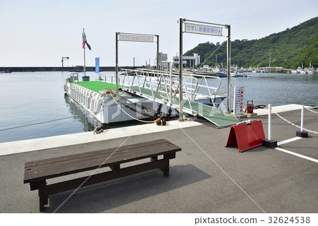 Uzushio Kankyo船站(Kameura觀光港) Uzushio Kankyo船站(Kameura觀光港) 32624538