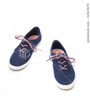 Blue sport shoes 32624670