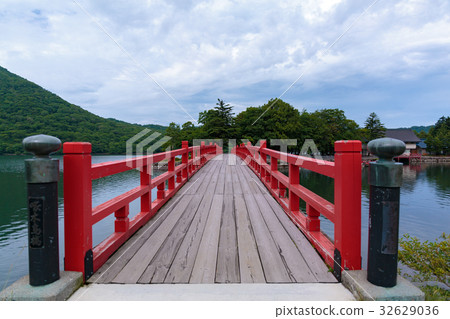 [Gunma Prefecture] Onagi Akagi Shrine of Akagiyama 32629036