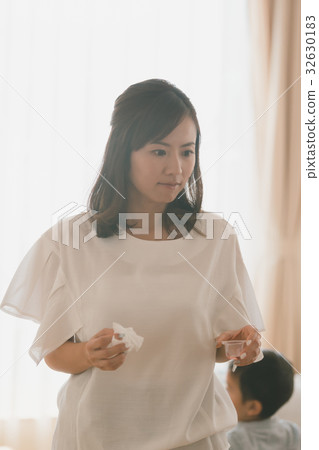 Housewife, homemaker, housewife 32630183