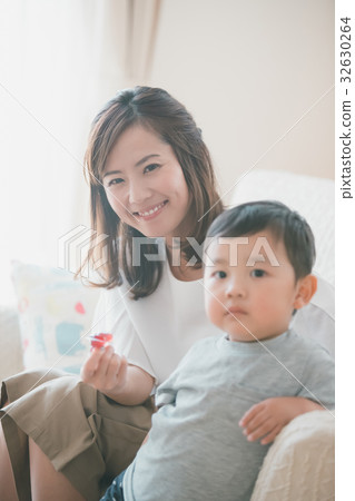 jelly, jello, mother and child 32630264