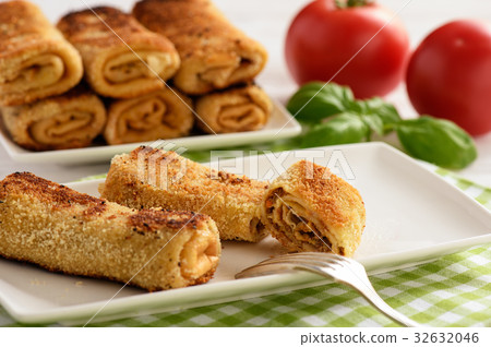 Croquettes polish style pancakes stuffed with beef 32632046