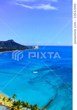 Hawaii Waikiki Beach 32632940