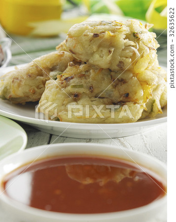 cucuk sayur 32635622