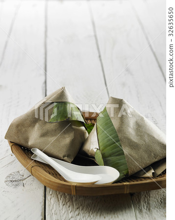 nasi lemak nasi lemak 32635650