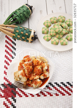 cucuk sayur and checker cookies 32635717