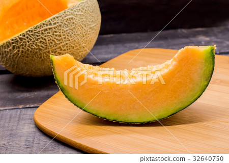 Melon, sweet fruit for pingsu, from Japan Melon, sweet fruit for pingsu, from Japan 32640750