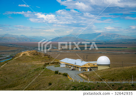 Mount John University Observatory (MJUO) 32642935