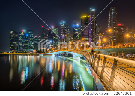 Singapore Skyline at Night from Marina Bay Singapore Skyline at Night from Marina Bay 32643301