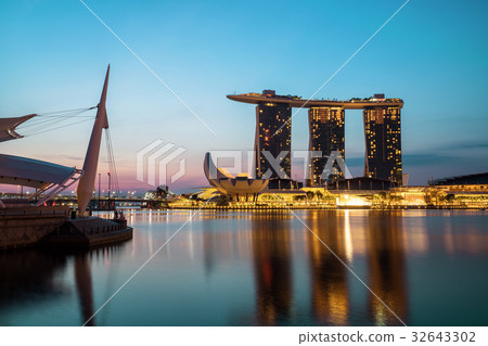 Singapore Skyline at Night from Marina Bay Singapore Skyline at Night from Marina Bay 32643302